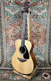 Sea Dog The Maker Wooden Guitar Stand